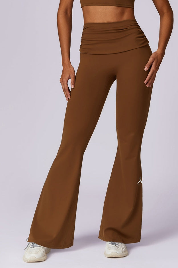 Widening pleated tights