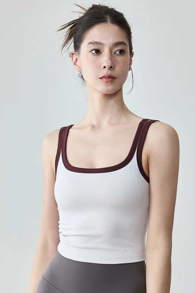 Line tank top